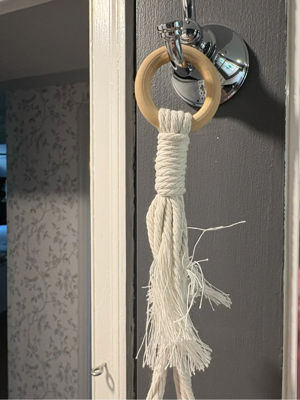 Set of 2 Macramé Plant Hangers - Cream Boho Décor